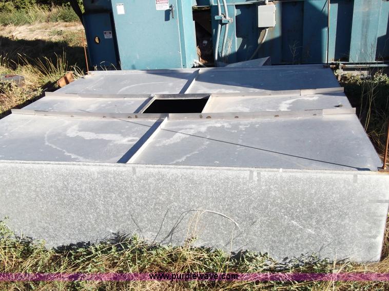 image for item B5018 1997 Marathon two ram trash baler