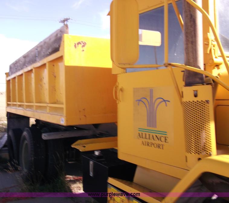 image for item B5021 1975 AMG M820 5T dump truck