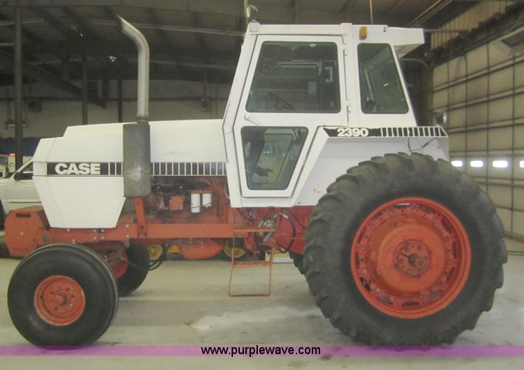 image for item B5507 1980 Case 2390 tractor