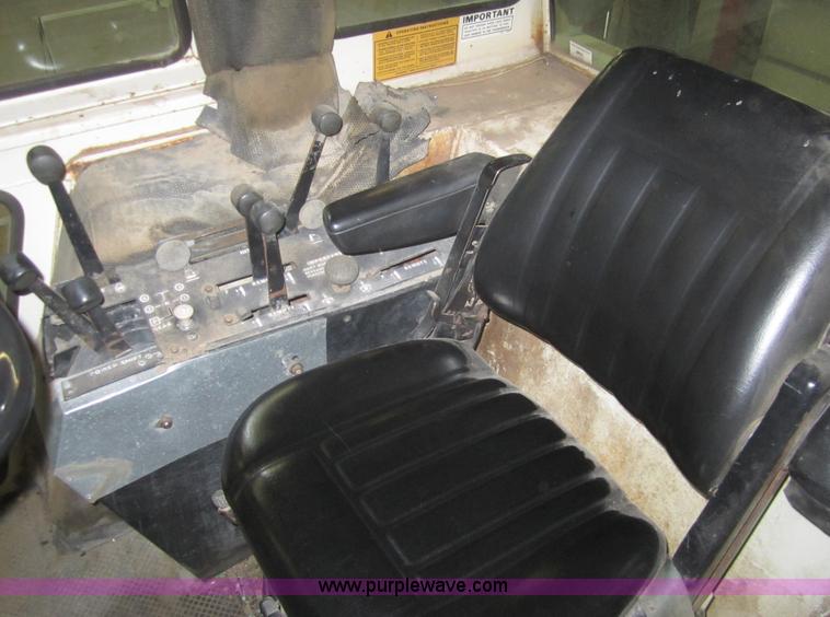 image for item B5507 1980 Case 2390 tractor