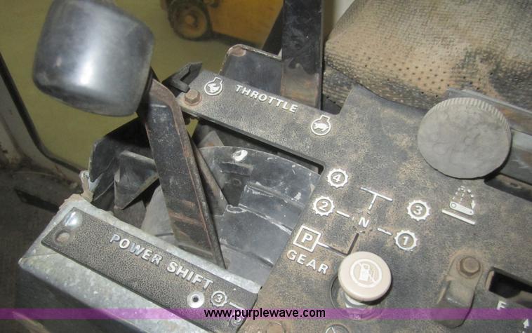 image for item B5507 1980 Case 2390 tractor