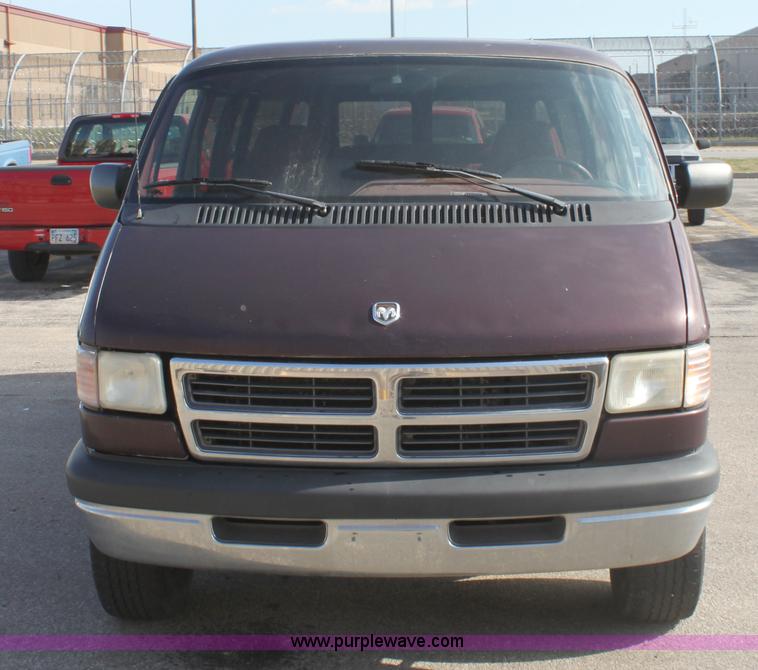 image for item B8501 1994 Dodge Ram B350 van