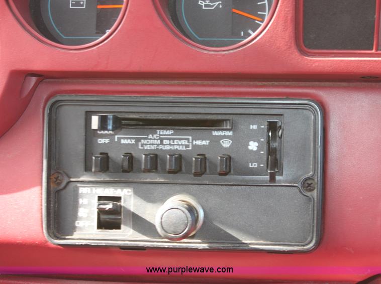 image for item B8501 1994 Dodge Ram B350 van