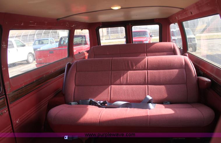 image for item B8501 1994 Dodge Ram B350 van
