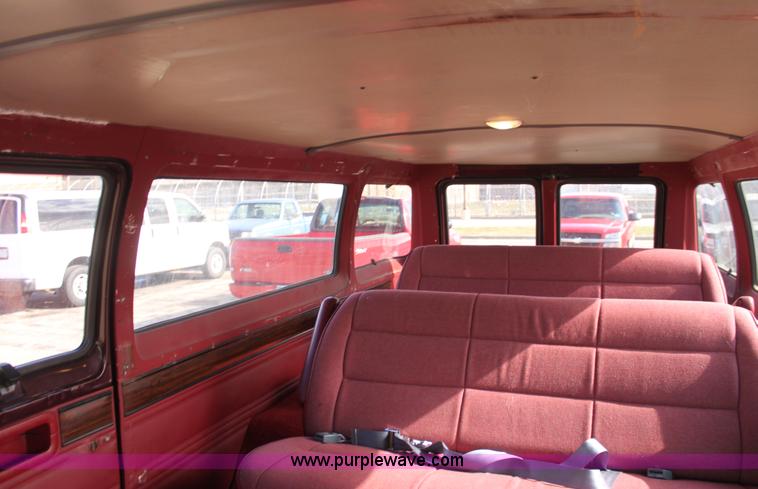 image for item B8501 1994 Dodge Ram B350 van