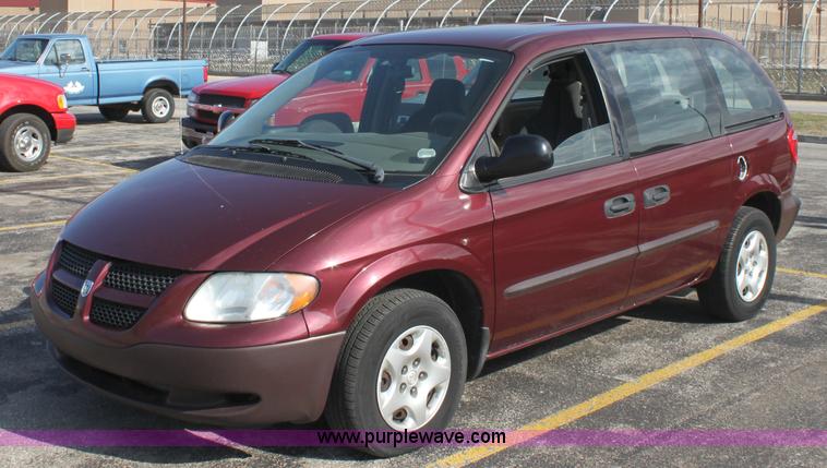 image for item B8502 2003 Dodge Caravan mini van