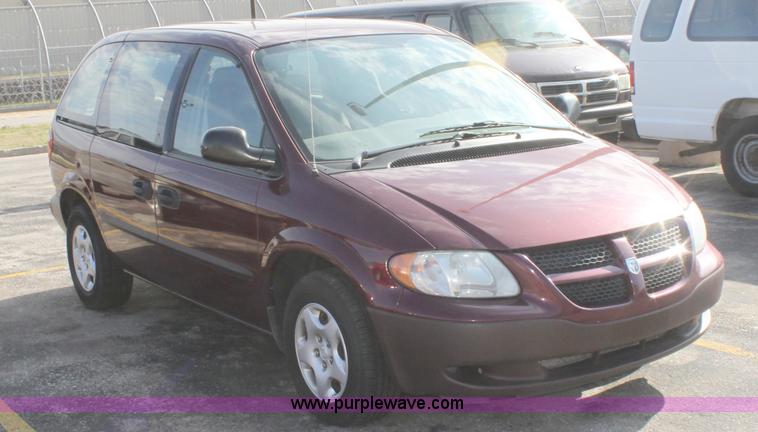 image for item B8502 2003 Dodge Caravan mini van