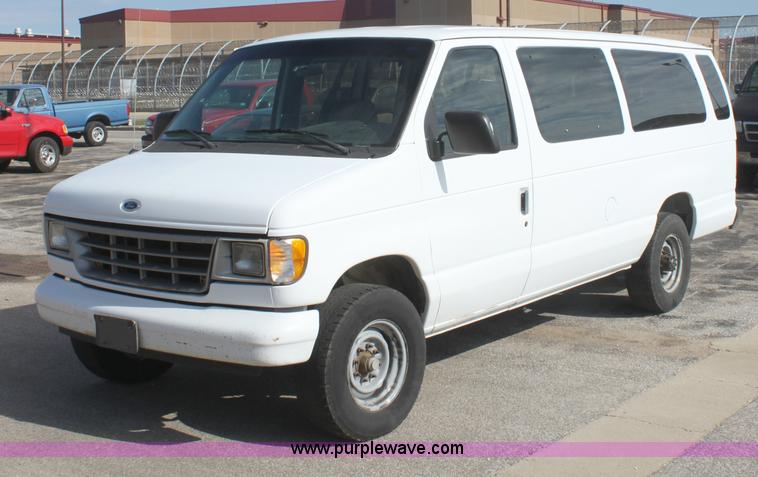 image for item B8503 1995 Ford E350 van