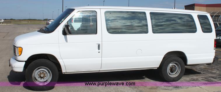 image for item B8503 1995 Ford E350 van