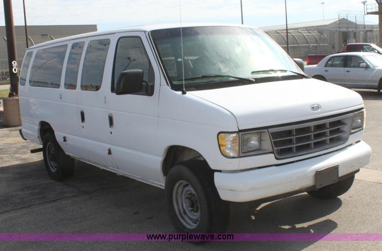 image for item B8503 1995 Ford E350 van