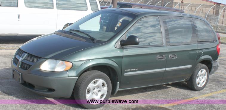 image for item B8504 2001 Dodge Caravan SE mini van