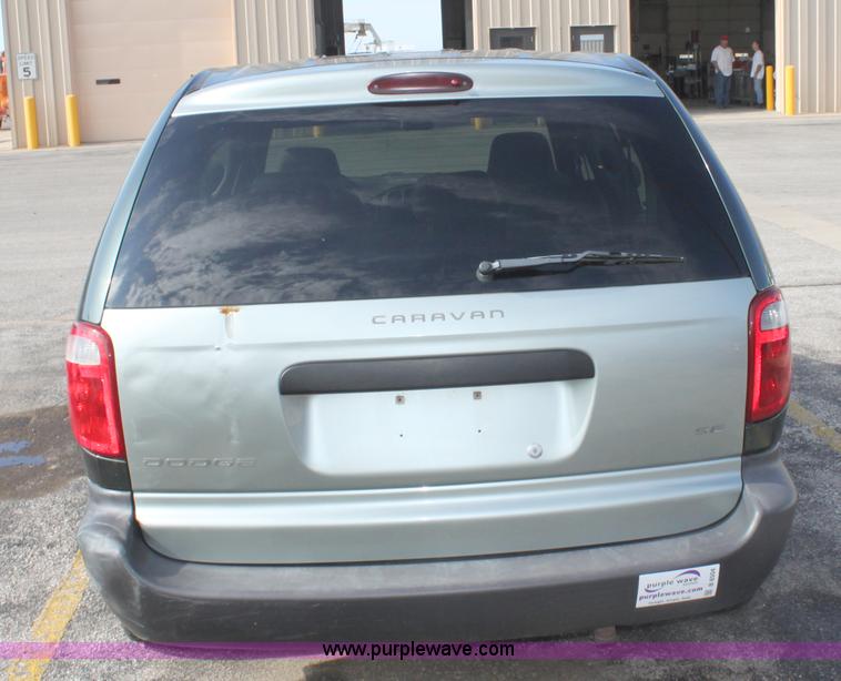 image for item B8504 2001 Dodge Caravan SE mini van