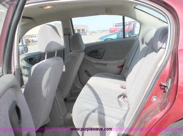 image for item B8505 2002 Chevrolet Malibu