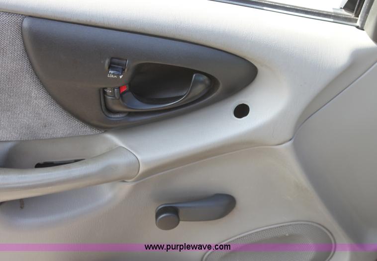 image for item B8505 2002 Chevrolet Malibu