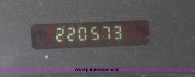 image for item B8505 2002 Chevrolet Malibu