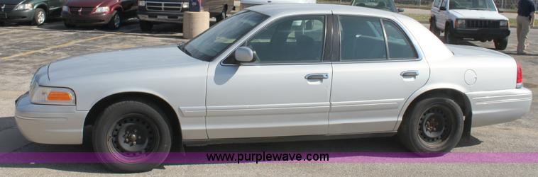 image for item B8507 2000 Ford Crown Victoria Police Interceptor