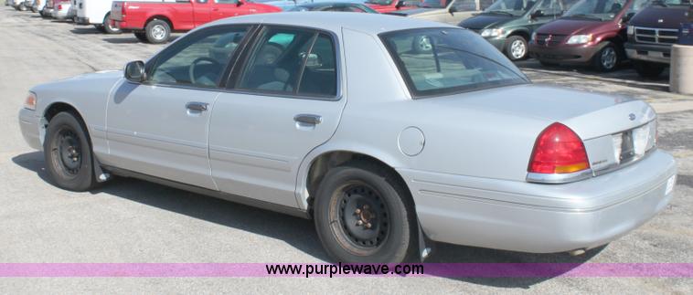 image for item B8507 2000 Ford Crown Victoria Police Interceptor