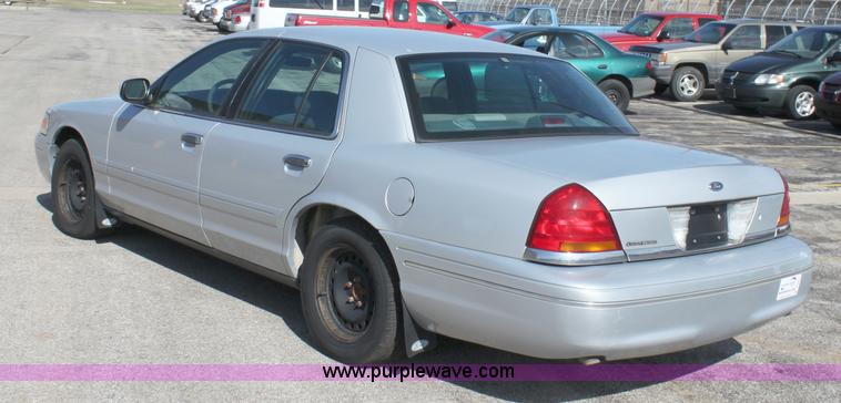 image for item B8507 2000 Ford Crown Victoria Police Interceptor
