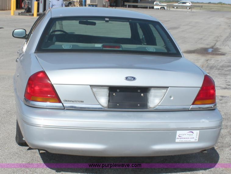 image for item B8507 2000 Ford Crown Victoria Police Interceptor