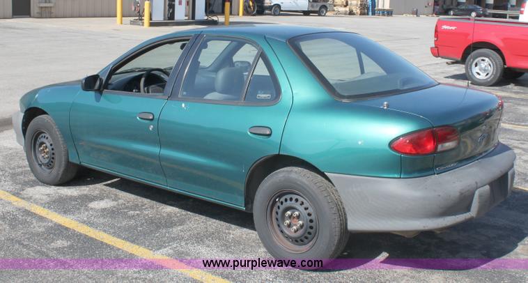 image for item B8508 1999 Chevrolet Cavalier