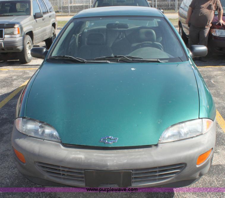 image for item B8508 1999 Chevrolet Cavalier
