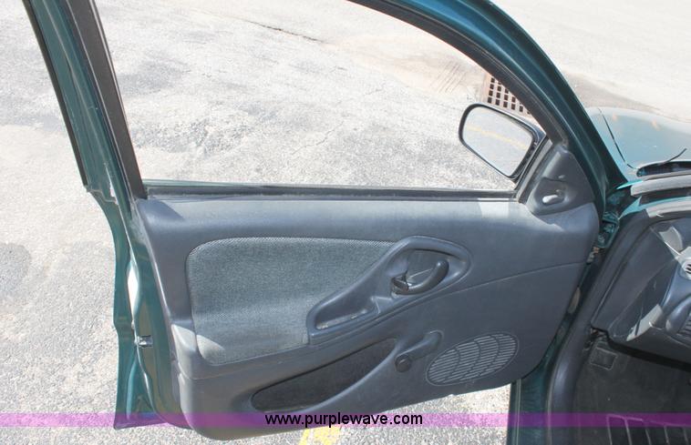 image for item B8508 1999 Chevrolet Cavalier