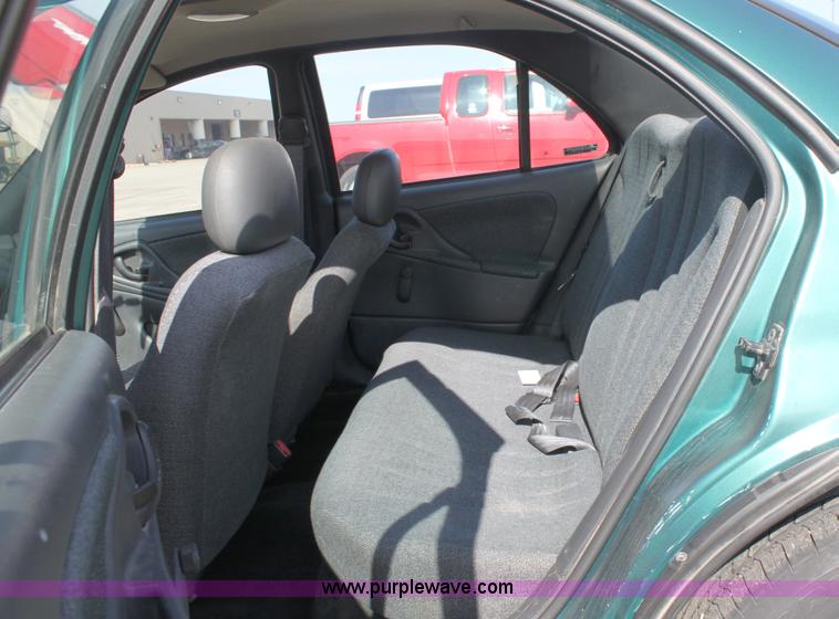 image for item B8508 1999 Chevrolet Cavalier