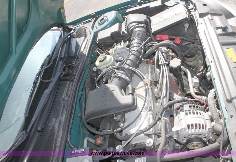 image for item B8508 1999 Chevrolet Cavalier