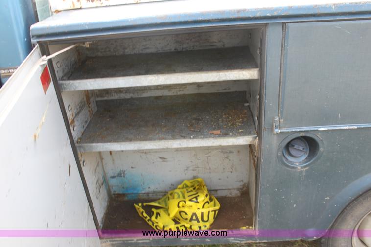 image for item B8510 1992 Chevrolet Cheyenne 2500 pickup truck