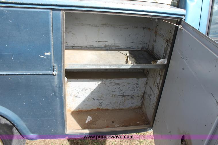 image for item B8510 1992 Chevrolet Cheyenne 2500 pickup truck