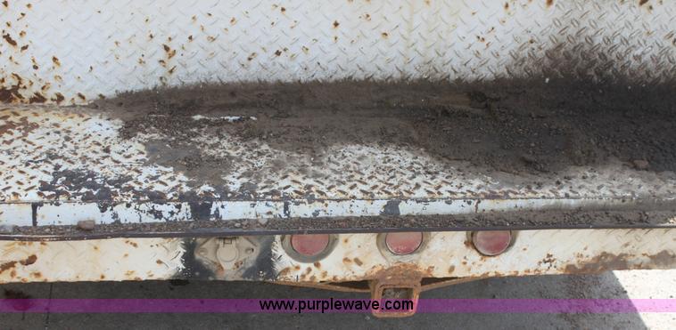 image for item B8511 1995 Chevrolet 3500HD pickup truck