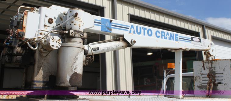 image for item B8511 1995 Chevrolet 3500HD pickup truck