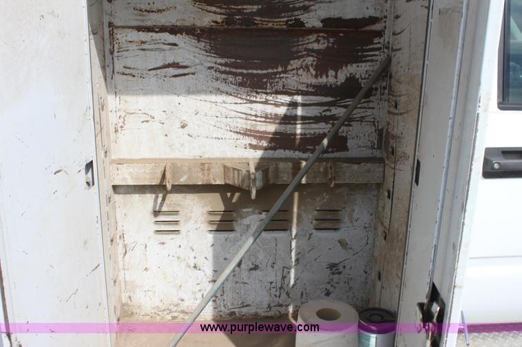 image for item B8511 1995 Chevrolet 3500HD pickup truck