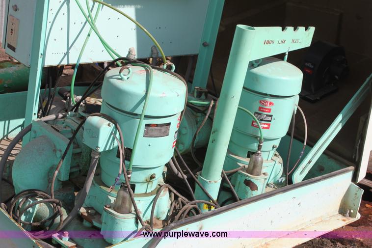 image for item B8512 Smith & Loveless lift station