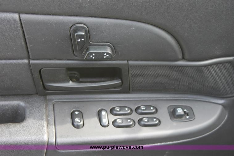 image for item B8604 2006 Ford Crown Victoria Police Interceptor