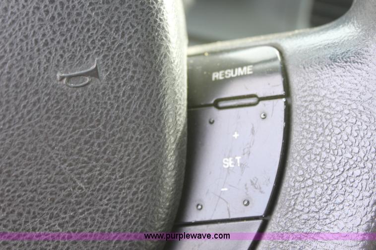 image for item B8604 2006 Ford Crown Victoria Police Interceptor