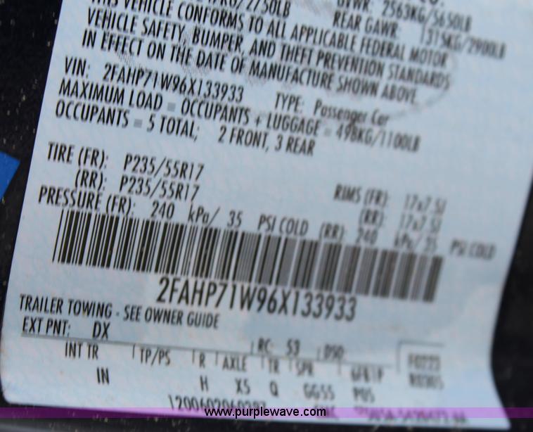 image for item B8604 2006 Ford Crown Victoria Police Interceptor