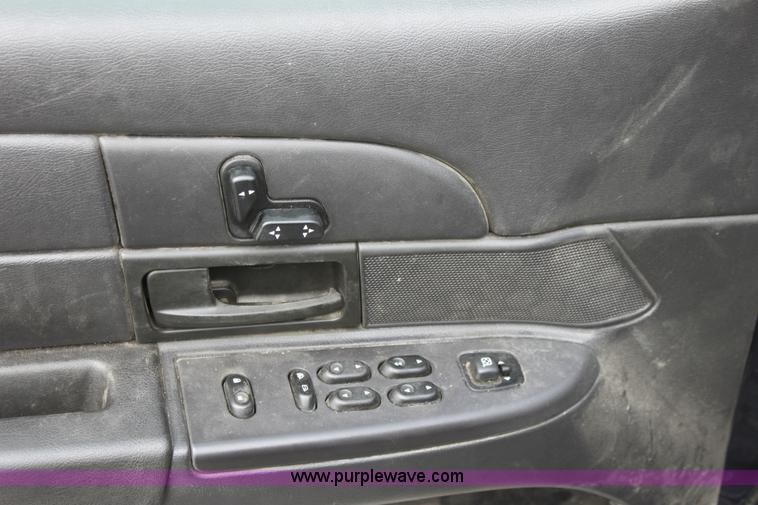 image for item B8607 2006 Ford Crown Victoria Police Interceptor