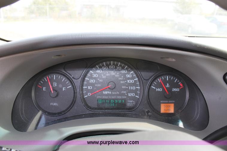 image for item B8608 2002 Chevrolet Impala