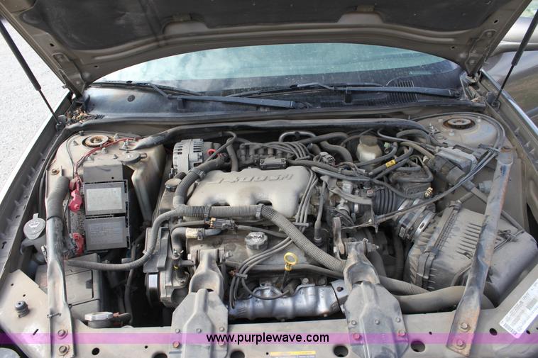 image for item B8608 2002 Chevrolet Impala
