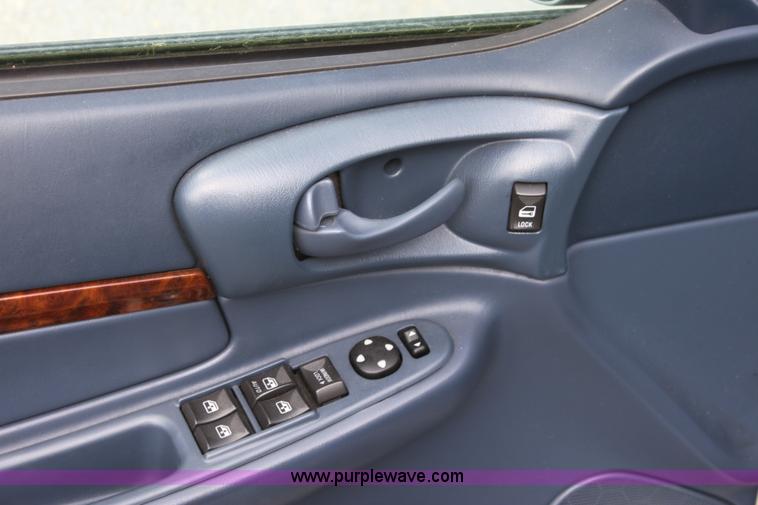 image for item B8609 2004 Chevrolet Impala