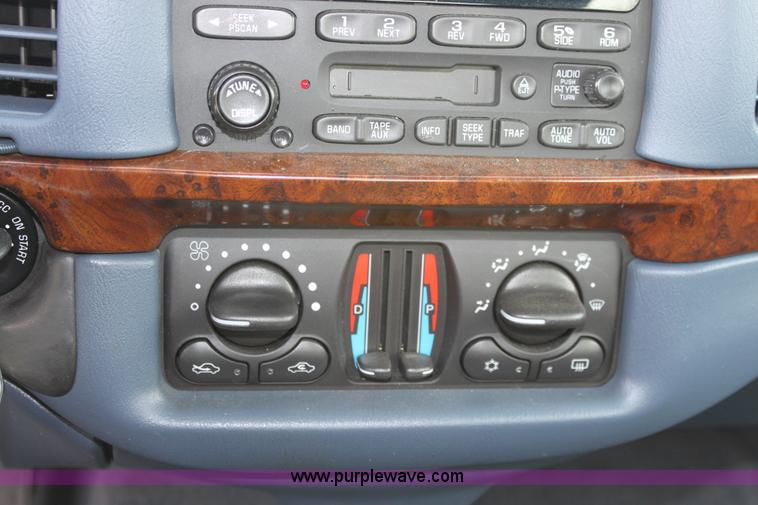 image for item B8609 2004 Chevrolet Impala