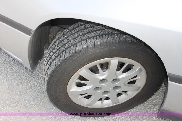 image for item B8609 2004 Chevrolet Impala