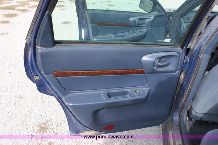 image for item B8611 2003 Chevrolet Impala