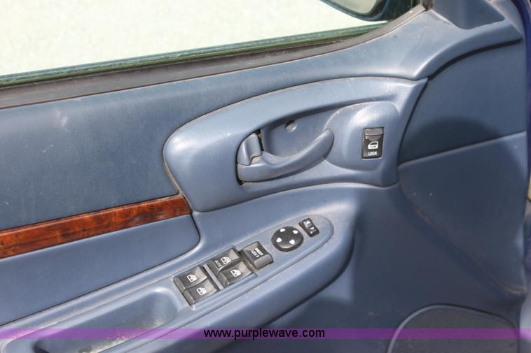 image for item B8611 2003 Chevrolet Impala