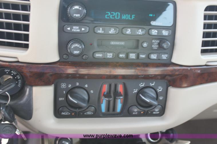 image for item B8613 2002 Chevrolet Impala