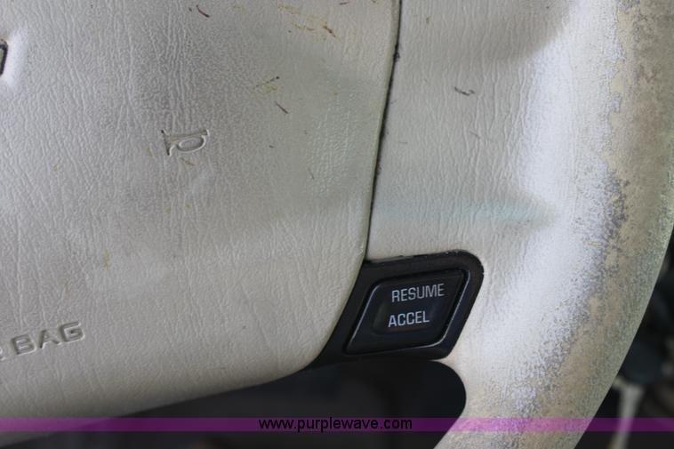 image for item B8613 2002 Chevrolet Impala