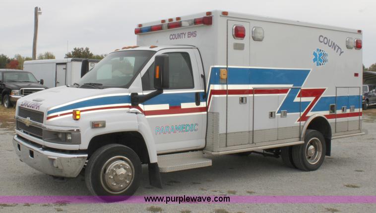 image for item B8616 2008 Chevrolet Kodiak C4500 ambulance