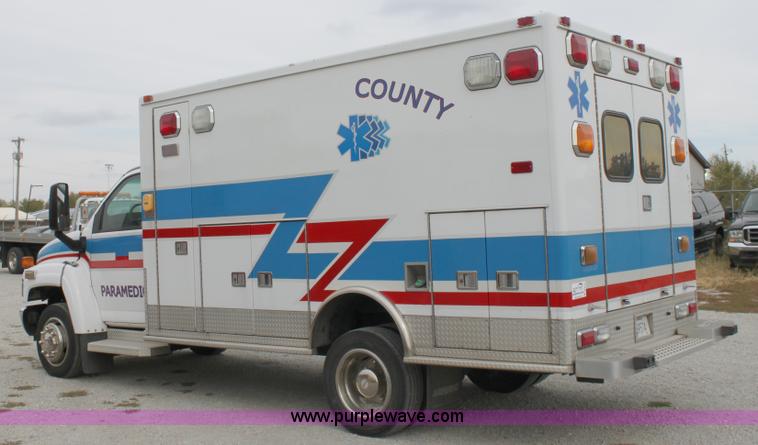 image for item B8616 2008 Chevrolet Kodiak C4500 ambulance