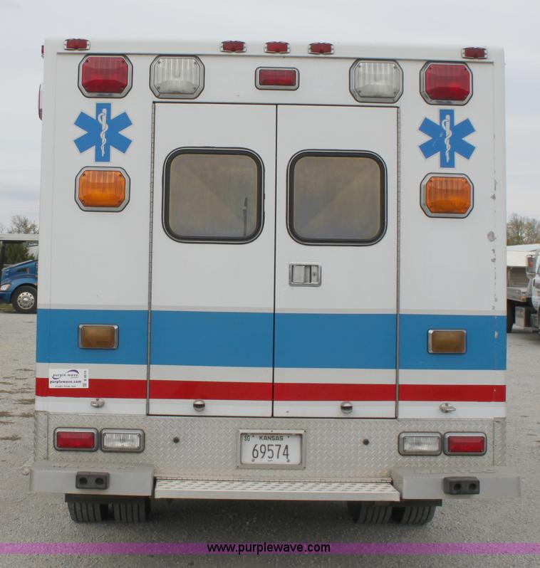 image for item B8616 2008 Chevrolet Kodiak C4500 ambulance